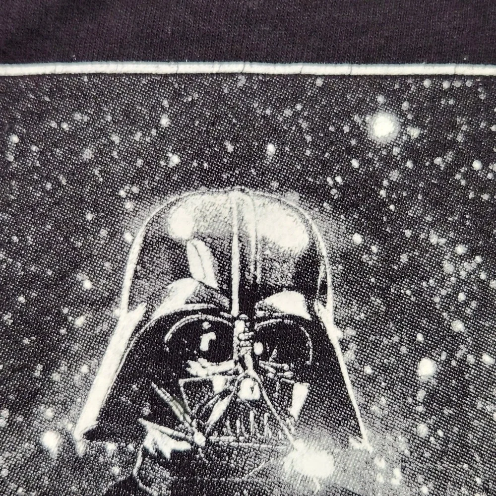 Star Wars T-Shirt Boys Medium Black Darth Vader Light Saber Movie Tee Cotton